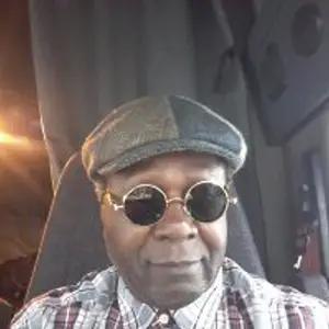 Introducing Singer-Songwriter Tommy Raphael
